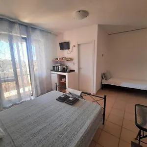 https://white-beach.in-sardinia.net